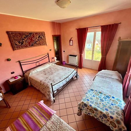 La Casa Rosa 호텔 보르게토 디 바라 외부 사진