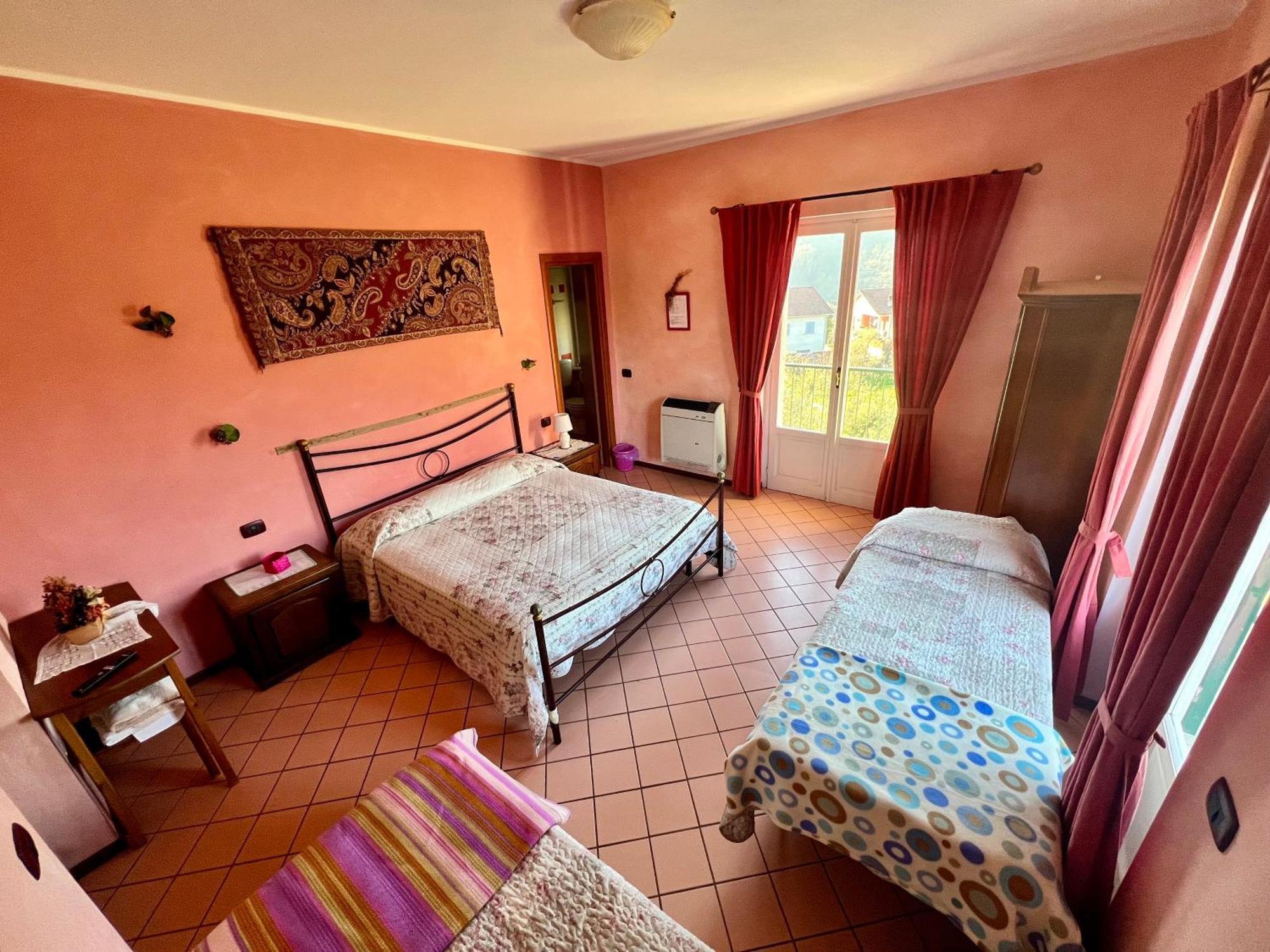 La Casa Rosa 호텔 보르게토 디 바라 외부 사진